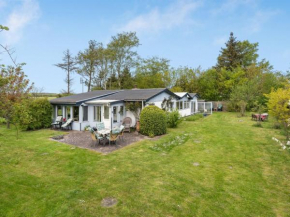 Holiday Home Lenard - 400m from the sea by Interhome in Hals
